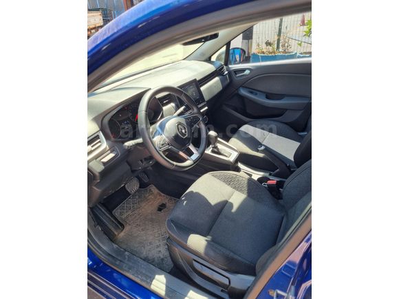 Sahibinden Renault Clio 1.0 TCe Touch 2023 Model