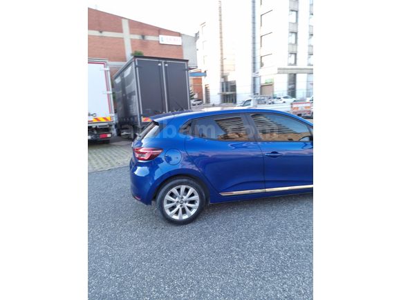 Sahibinden Renault Clio 1.0 TCe Touch 2023 Model