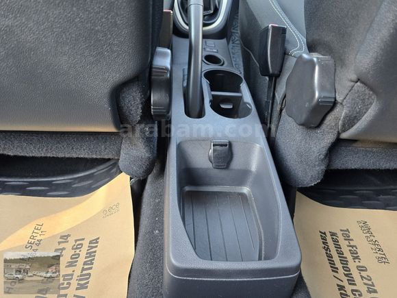 HATASIZ BOYASIZ TRAMERSİZ 2018 RENAULT CAPTURE 55.000 KM ÇİFT RE