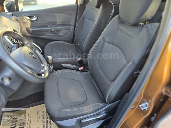 HATASIZ BOYASIZ TRAMERSİZ 2018 RENAULT CAPTURE 55.000 KM ÇİFT RE