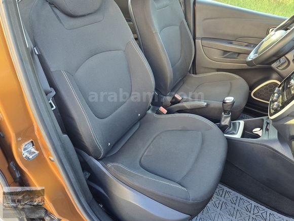 HATASIZ BOYASIZ TRAMERSİZ 2018 RENAULT CAPTURE 55.000 KM ÇİFT RE