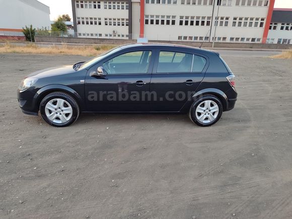 Sahibinden Opel Astra 1.6 Essentia 2013 Model