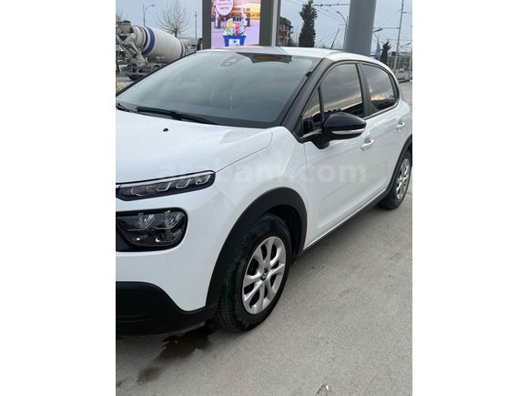 Sahibinden Citroen C3 1.2 PureTech Feel 2023 Model 