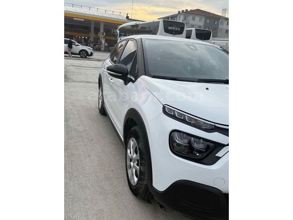 Sahibinden Citroen C3 1.2 PureTech Feel 2023 Model 
