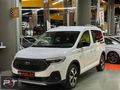 POLAT'TAN 2024 TOURNEO CONNECT ACTIVE-NAVİGASYON FUL HATASIZ