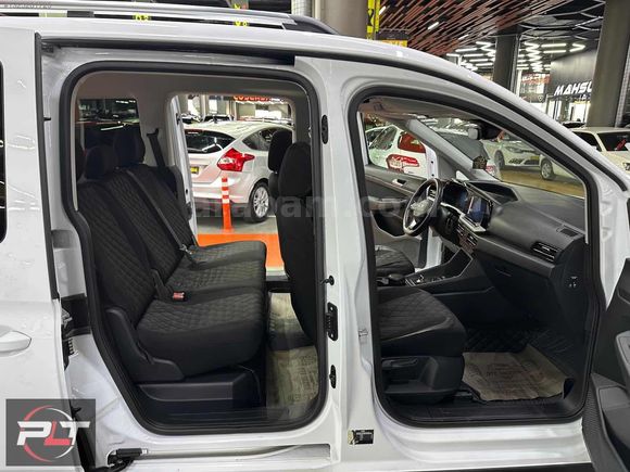 POLAT'TAN 2024 TOURNEO CONNECT ACTIVE-NAVİGASYON FUL HATASIZ