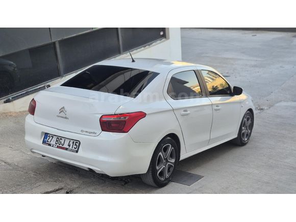 YM AUTO DAN 2018 C-YELSEE 1.6 HDİ FEELL DÜSÜK KM DE 