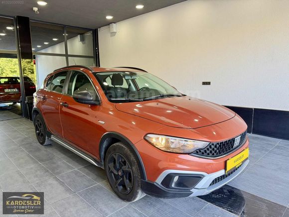 EGEA CROSS 1.4 BENZİNLİ