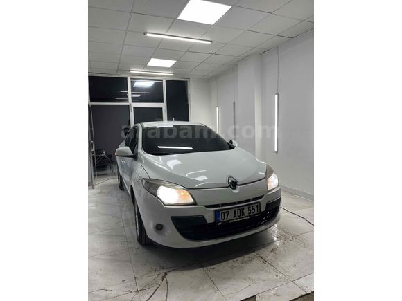 Sahibinden Renault Megane 1.5 dCi Expression 2011 Model 