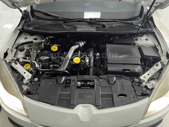 Sahibinden Renault Megane 1.5 dCi Expression 2011 Model 