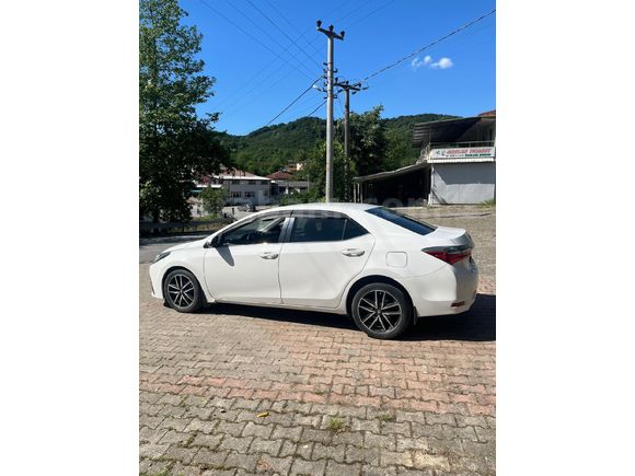 Sahibinden Toyota Corolla 1.4 D-4D Touch 2016 Model