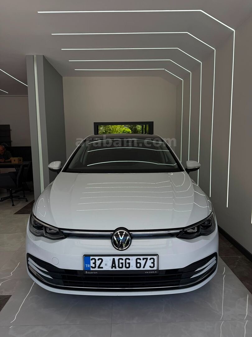 Galeriden Volkswagen Golf 1.0 eTSI Style 2024 Model Isparta 38.900 km Beyaz 7