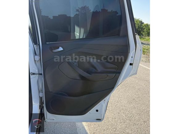 ERZİN AUTO'DAN 2013 MODEL FORD KUGA BAKIMLI MASRAFSIZ TEMİZ