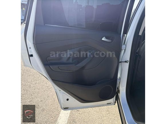 ERZİN AUTO'DAN 2013 MODEL FORD KUGA BAKIMLI MASRAFSIZ TEMİZ