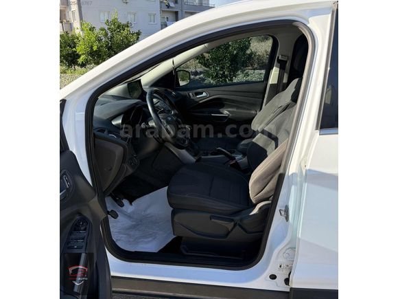 ERZİN AUTO'DAN 2013 MODEL FORD KUGA BAKIMLI MASRAFSIZ TEMİZ