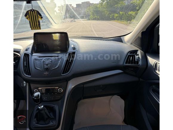 ERZİN AUTO'DAN 2013 MODEL FORD KUGA BAKIMLI MASRAFSIZ TEMİZ