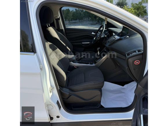 ERZİN AUTO'DAN 2013 MODEL FORD KUGA BAKIMLI MASRAFSIZ TEMİZ