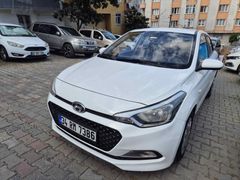 Sahibinden Hyundai i20 1.4 CRDi Jump 2017 Model İstanbul 181.000 km Beyaz