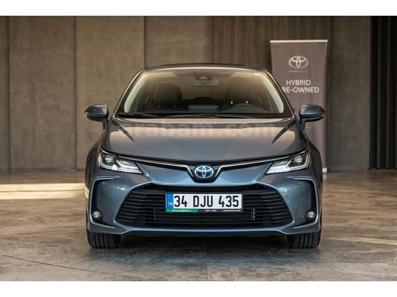 Sahibinden Toyota Corolla 1.8 Hybrid Flame X-Pack 2020 Model