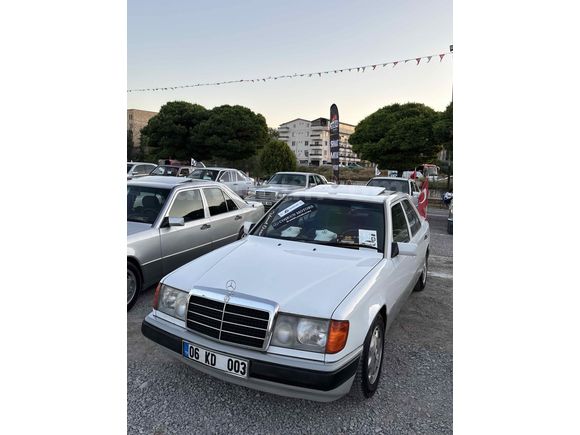 Sahibinden Mercedes - Benz 200 E 1991 Model  MANEVİ SEBEBLERDEN DOLAYI satılık