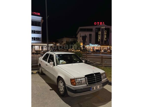 Sahibinden Mercedes - Benz 200 E 1991 Model  MANEVİ SEBEBLERDEN DOLAYI satılık