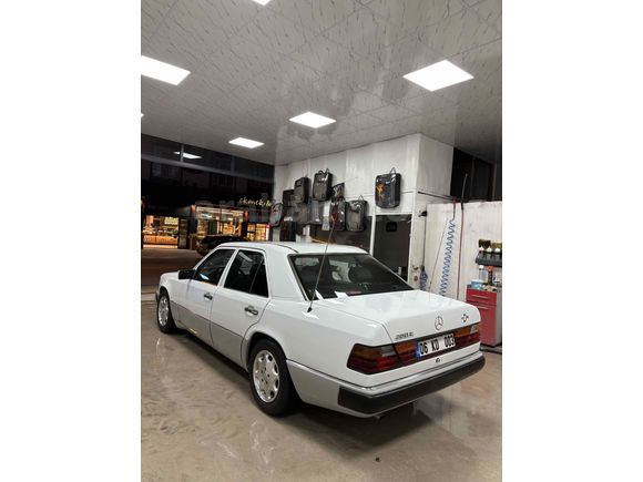 Sahibinden Mercedes - Benz 200 E 1991 Model  MANEVİ SEBEBLERDEN DOLAYI satılık