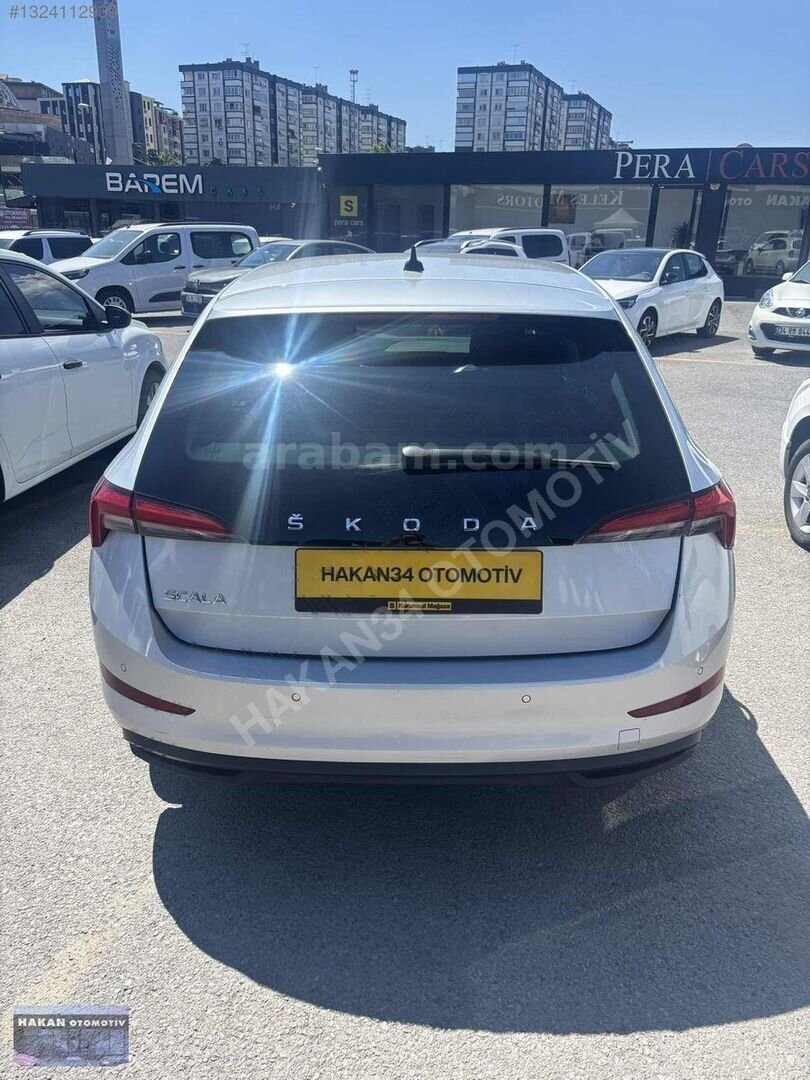 Galeriden Skoda Scala 1.0 TSI Premium 2023 Model İstanbul 115.000 km Gri 3