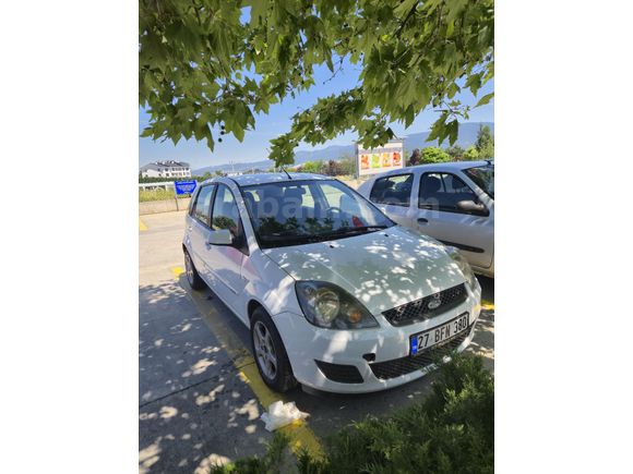Sahibinden Ford Fiesta 1.4 TDCi Comfort 2007 Model  363.000 km Beyaz