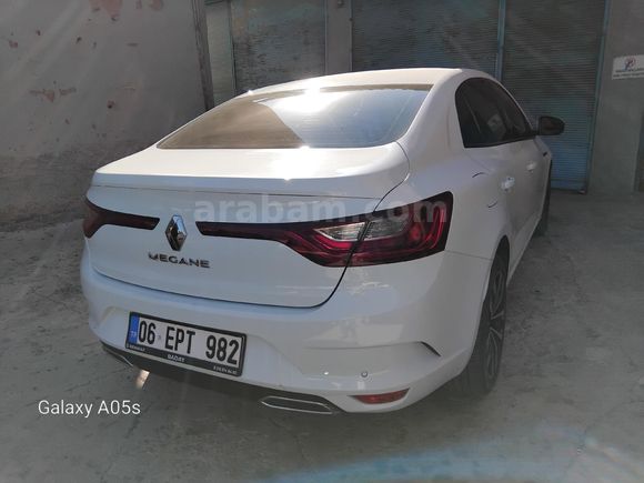Sahibinden Renault Megane 1.3 TCe Joy 2022 Model