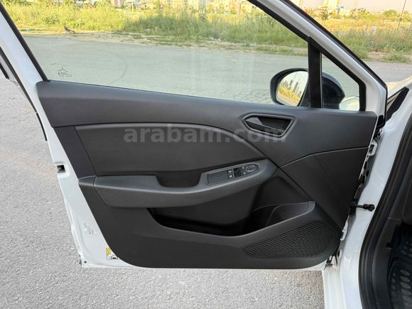 Galeriden Renault Clio 1.0 TCe Joy 2022 Model Adana