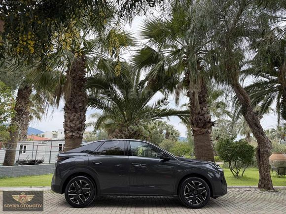 PEUGEOT 3008 1.2 HYBRİD GT 145 HP HATASIZ