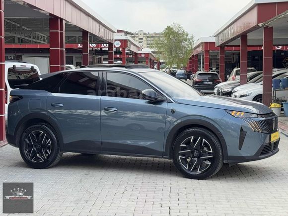 YILDIRIM AUTO'DAN 2024 PEUGEOT 3008 1.2 MHEV GT HATASIZ BOYASIZ