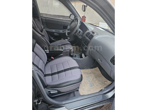 Sahibinden Hyundai Accent 1.5 CRDi Admire 2005 Model