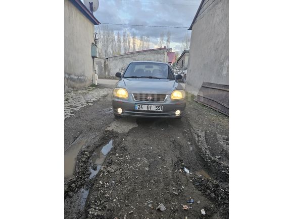 Sahibinden Hyundai Accent 1.5 CRDi Admire 2005 Model