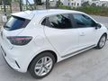 Sahibinden Tramersiz Clio 1.0 TCe Evolution 2025 Model  32200 km Beyaz