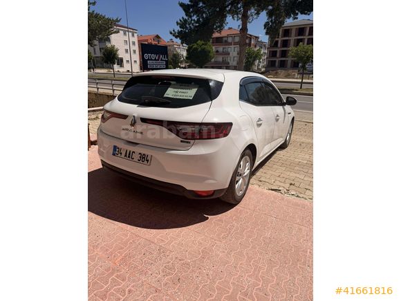 OTOWALL RENAULT MEGANE 1.5 dCi TOUCH