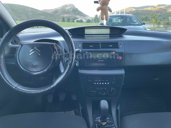 Sahibinden Citroen C4 1.4 SX 2007 Model  193000 km Gri