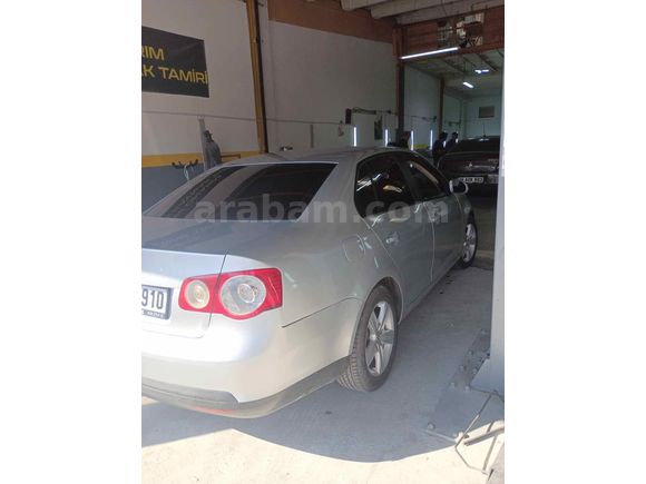 Galeriden Volkswagen Jetta 1.6 Primeline 2006 Model Bursa
