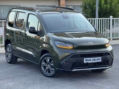 Galeriden Toyota Proace City 1.5 D Passion X-Pack 2025 Model Mersin