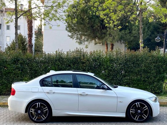 Galeriden BMW 3 Serisi 320d Premium 2008 Model İstanbul