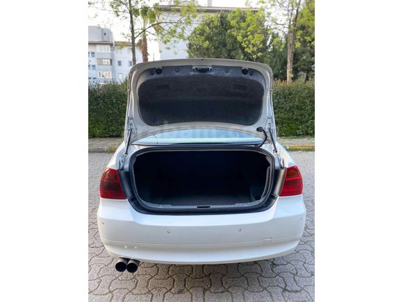 Galeriden BMW 3 Serisi 320d Premium 2008 Model İstanbul