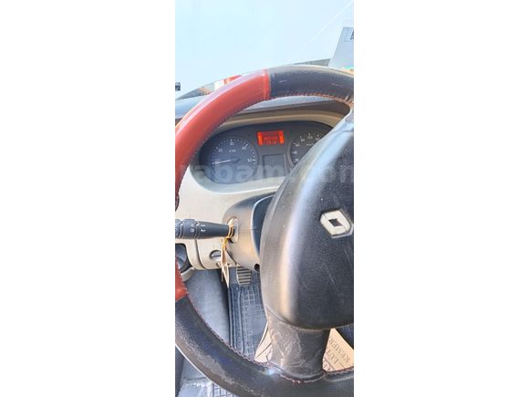 Sahibinden Renault Master 2.5 dCi 12.6 m3 2010 Model