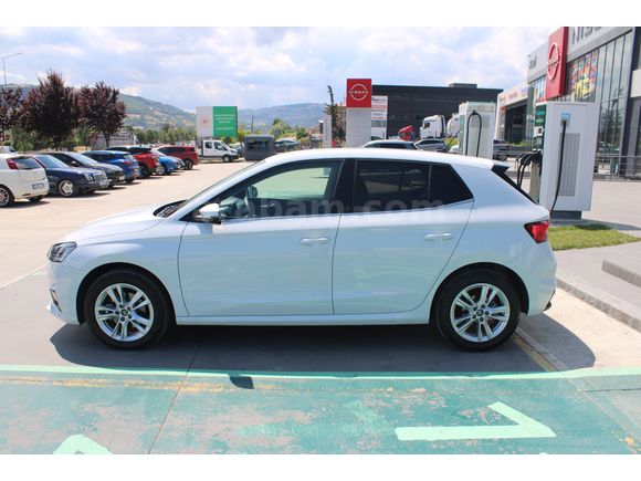 Skoda Fabia 1.0 TSİ PREMİUM 