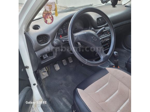 Sahibinden Hyundai Accent 1.3 LX 1998 Model
