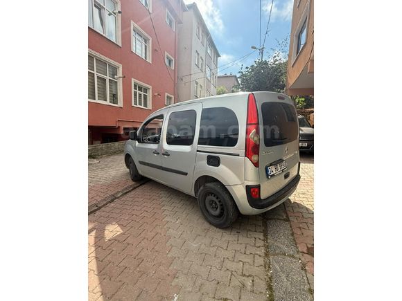 Sahibinden Renault Kangoo Multix 1.5 dCi Authentique 2012 Model