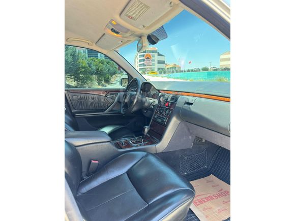 Galeriden Mercedes - Benz E 200 Kompressor Elegance 2001 Model Afyonkarahisar