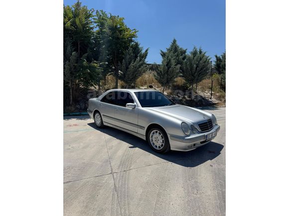 Galeriden Mercedes - Benz E 200 Kompressor Elegance 2001 Model Afyonkarahisar