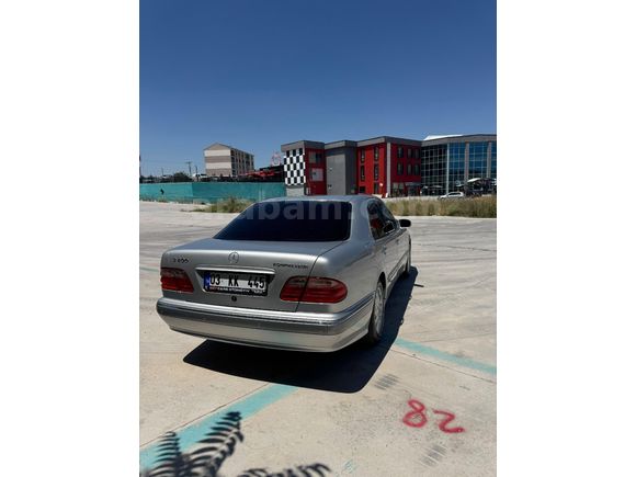Galeriden Mercedes - Benz E 200 Kompressor Elegance 2001 Model Afyonkarahisar