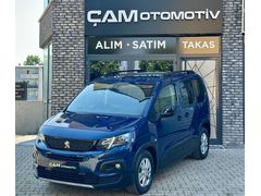 ÇAM OTOMOTİV 2019 PEUGEOT RİFTER 1.5 BLUEHDİ GTLİNE CAM TAVAN