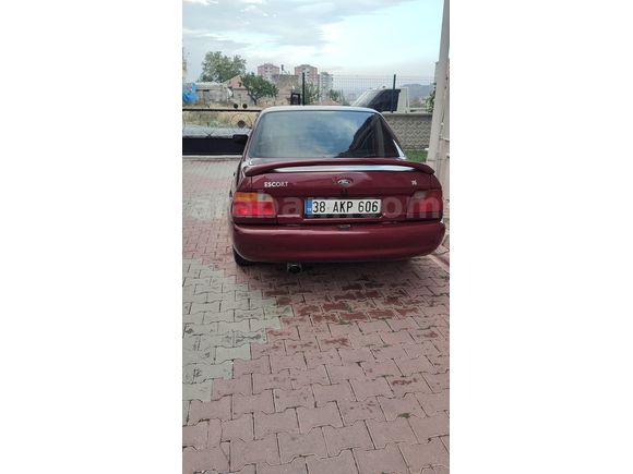Sahibinden Ford Escort 1.6 CLX 1996 Model